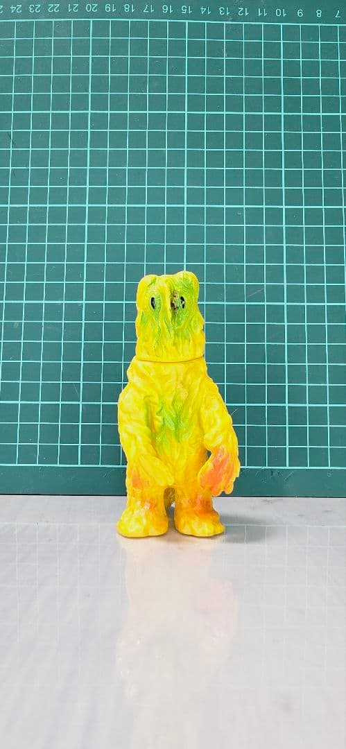 ヘドラ ブルマァク ミニソフビ人形 ブルマァク／ヘドラ（昭和版） | 新潟の大人も子供も楽しめるおもちゃ