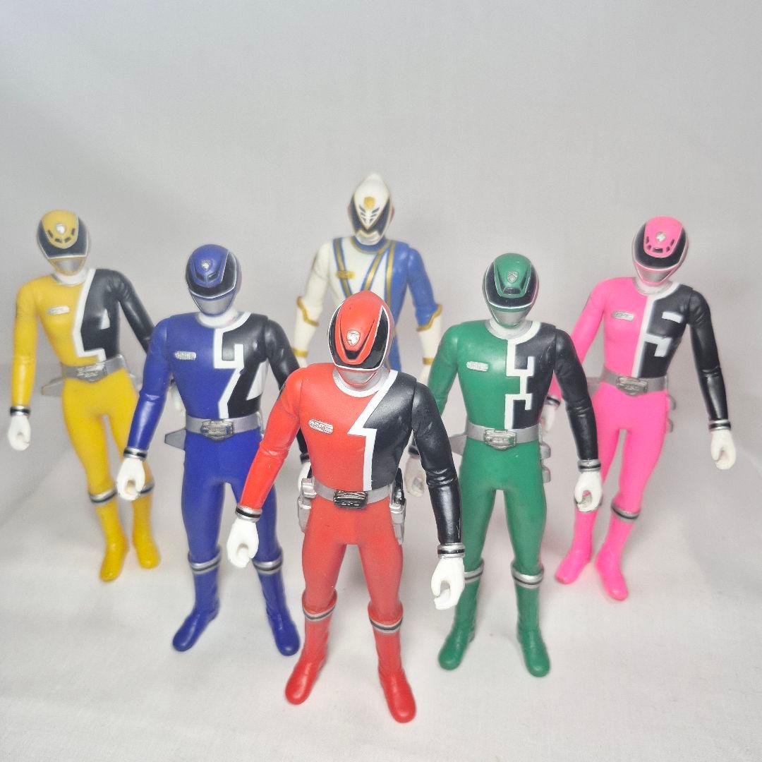 特捜戦隊デカレンジャー ソフビフィギュアセット17センチ - メルカリ