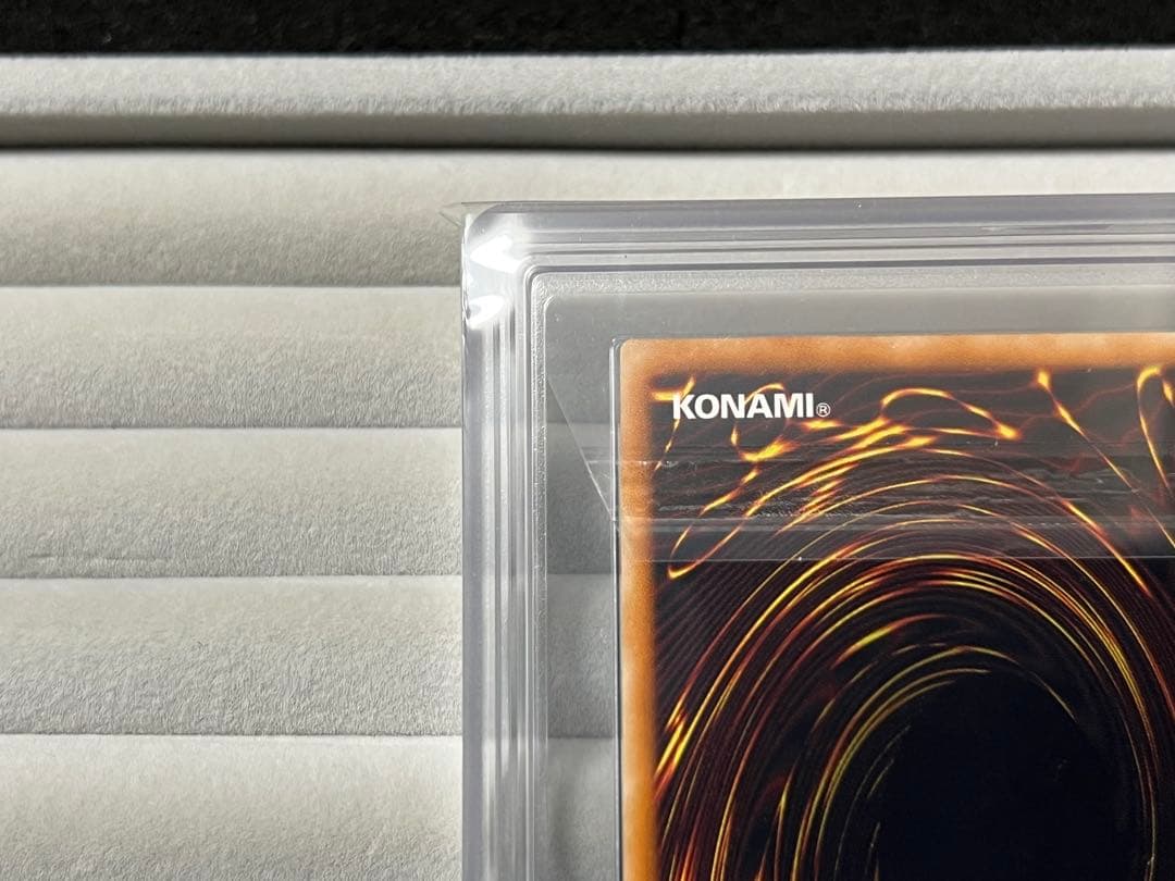 ARS9】カオスソルジャー レリーフ 鑑定書つき - メルカリ