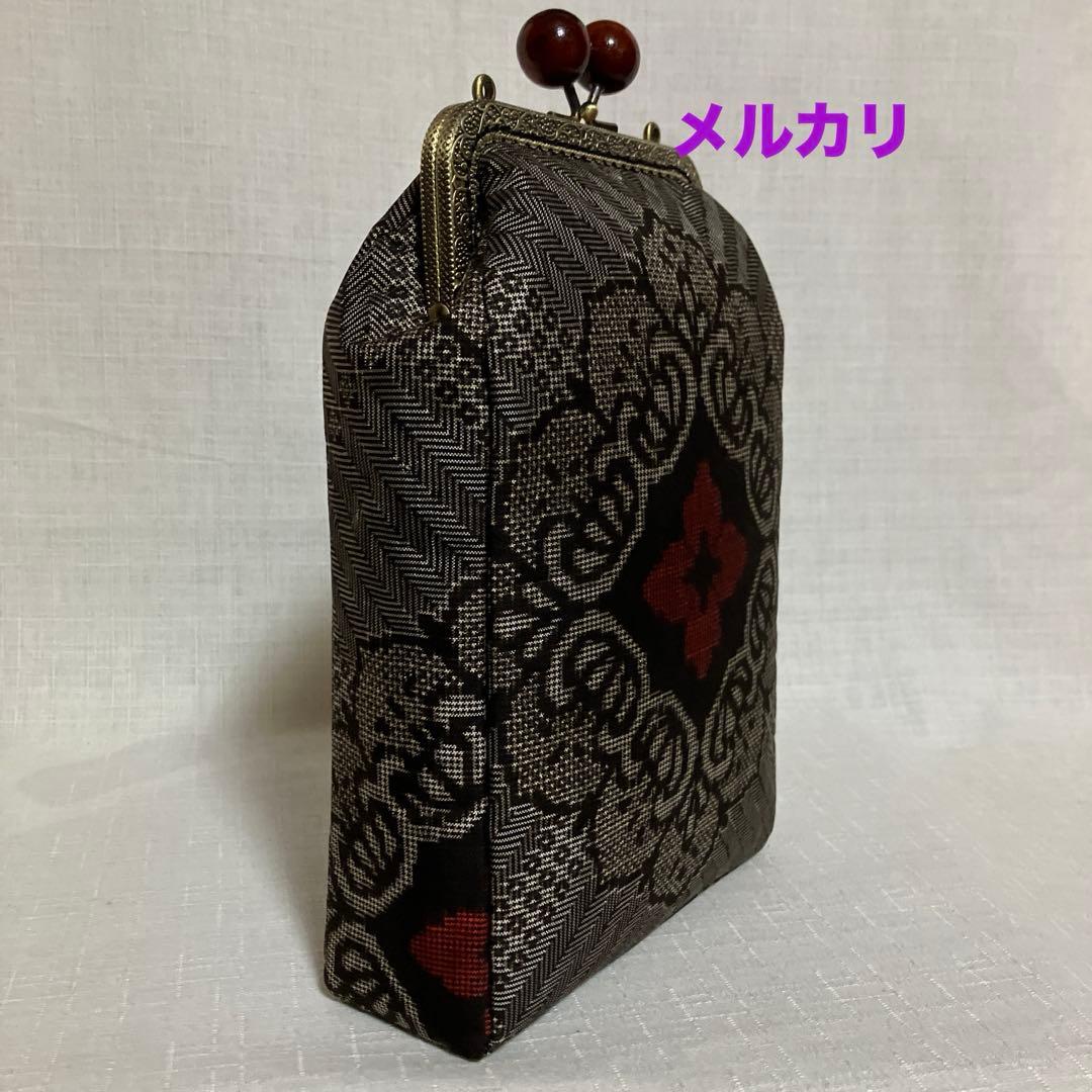 泥大島紬龍郷 秋名バラ8玉 がま口スマホショルダーバッグ