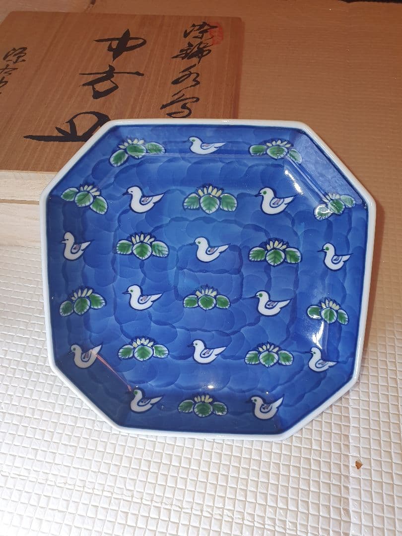 期間限定値引き！源右衛門　染錦水鳥図　方皿 染錦水鳥図 方皿 ｜ 有田焼の源右衛門窯公式オンラインショップ