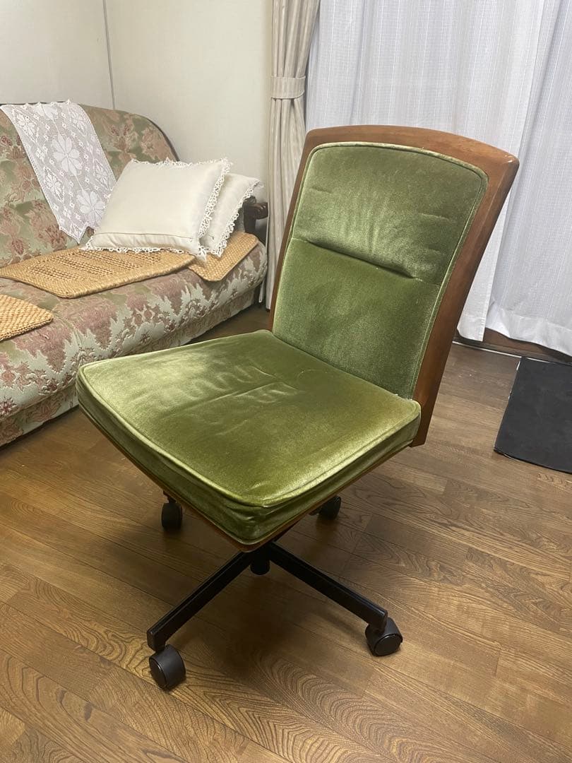 マルニ　ダイニングチェア　回転椅子　アンティーク　緑ソファー マルニ木工 maruni 回転アームチェア 回転椅子 ダイニングチェア F023