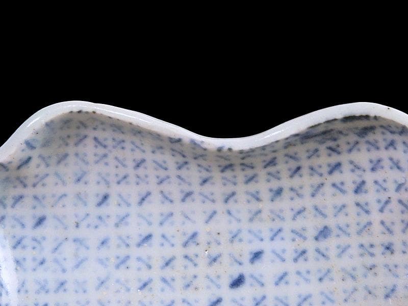 古伊万里 染付 型刷印判 幾何学文様の図 変形皿 E578 AS-