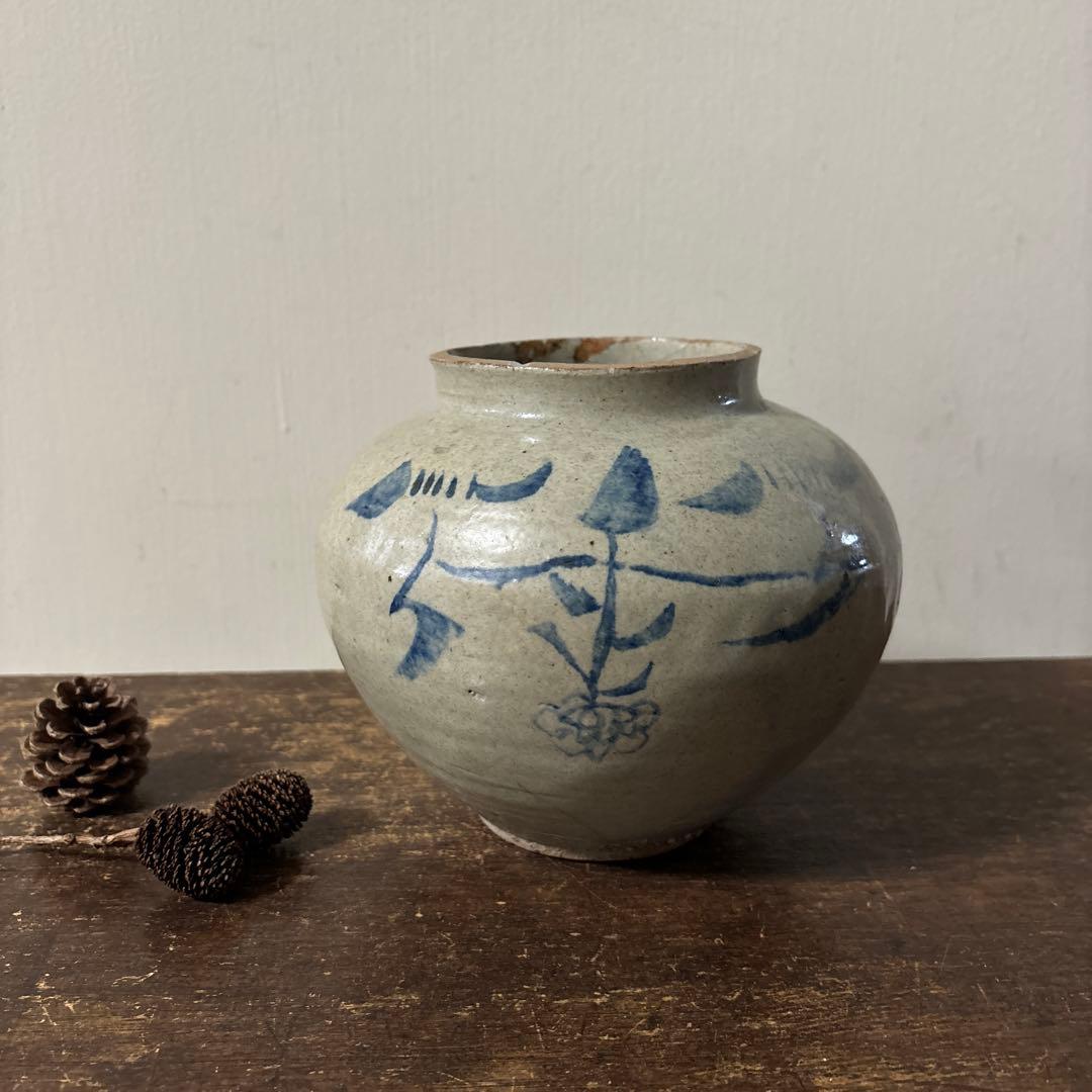 李朝壷　白磁　丸壷　塩笥壺　韓国オンギ.骨董品.スッカラ.アンティーク.立原正秋 古い丸壷 白釉 塩笥壺 韓国骨董.アンティーク.古民芸.検:立原正秋.白磁