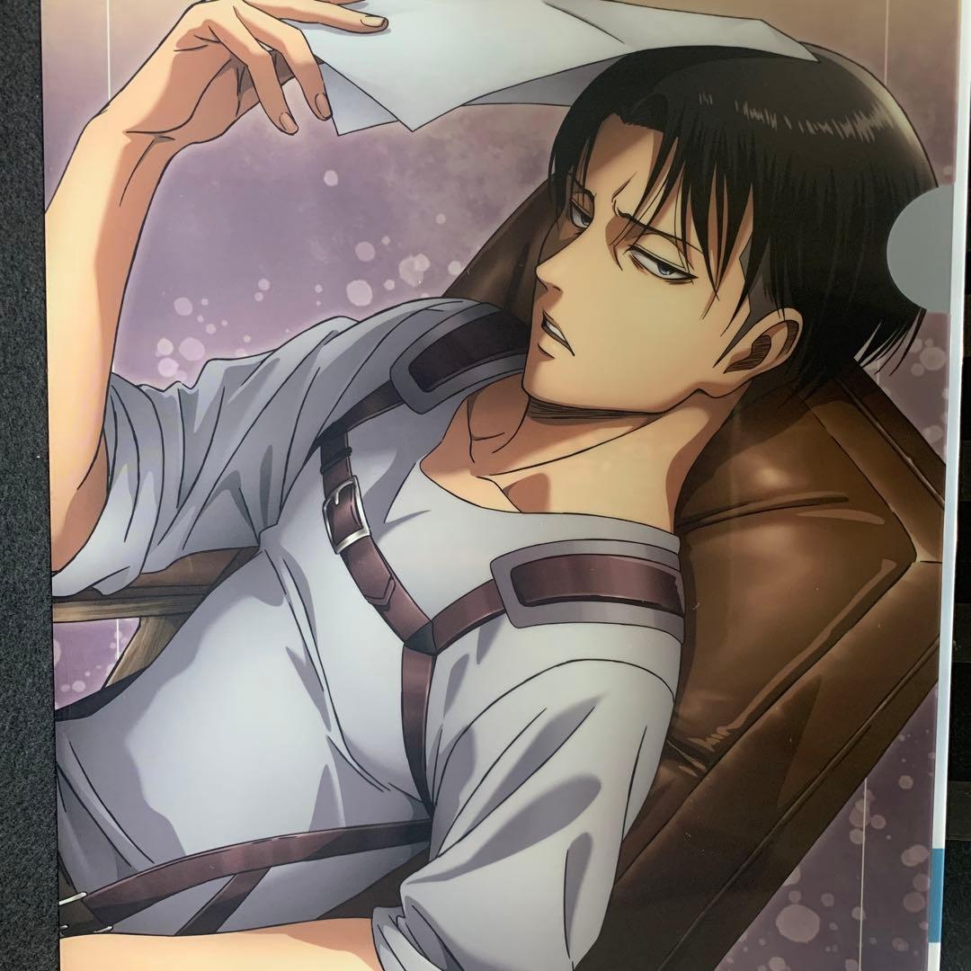 進撃の巨人 クリアファイル ポスター リヴァイ 兵長 - メルカリ