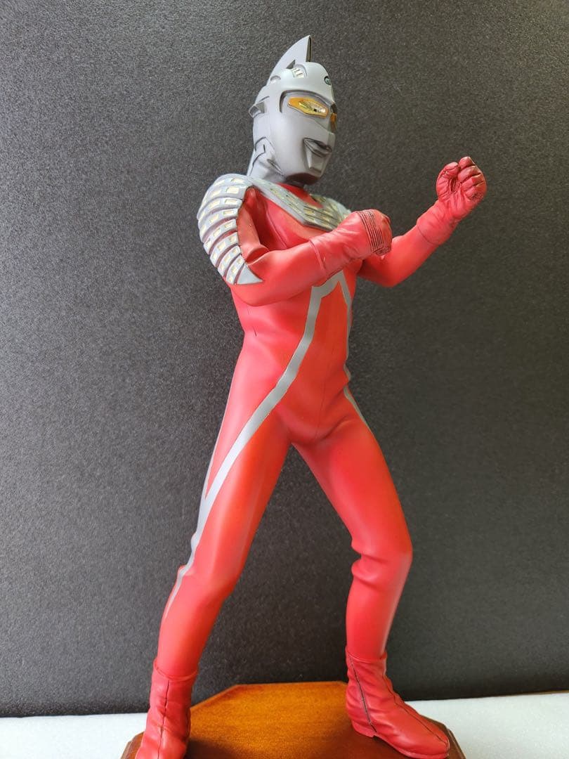 【究極のプロ完成品No21】圓句昭浩原型　ウルトラセブン　レジン　ポインター付属