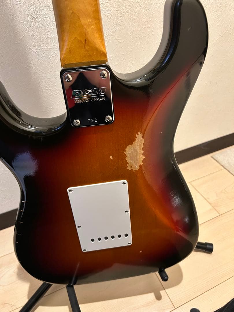 ろ 様専用 K.nyui KNST ストラトキャスター2015年製 - メルカリ