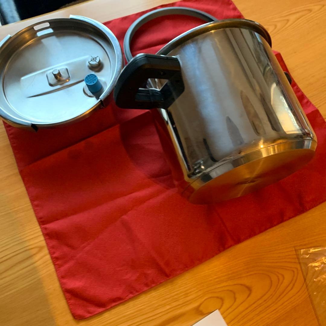 MEYER 圧力鍋 5.5L ハイプレッシャークッカー