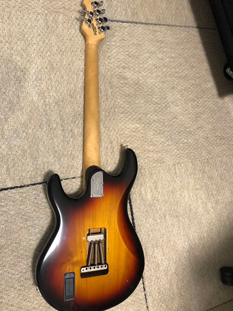 MUSIC MAN Silhouette Special 2000年製 - メルカリ