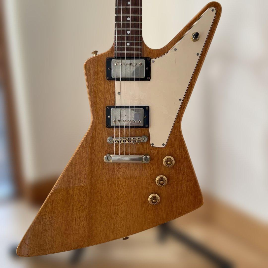 ギター Epiphone by Gibson Explorer Korina Epiphone】 Korina Explorer Aged Natural 入荷致しました！【1958年