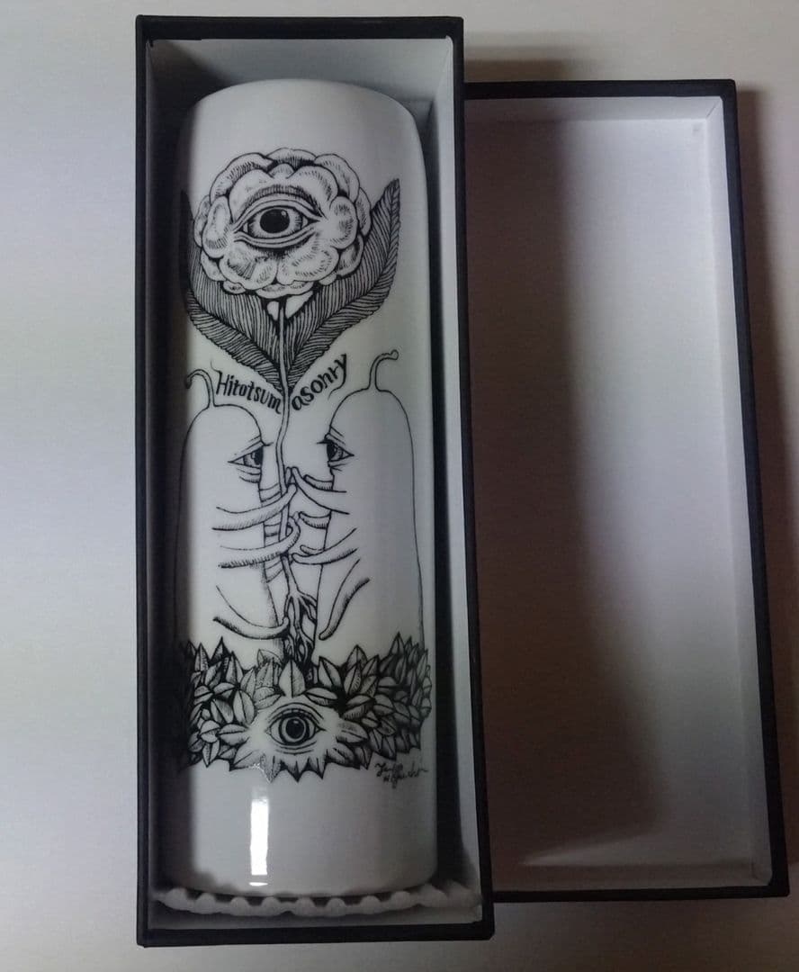 ヒグチユウコ　九谷焼　フラワーベース（花瓶）ひとつめちゃん 未使用】ヒグチユウコ ボリス雑貨店 花瓶 九谷焼 日本製 ひとつめ