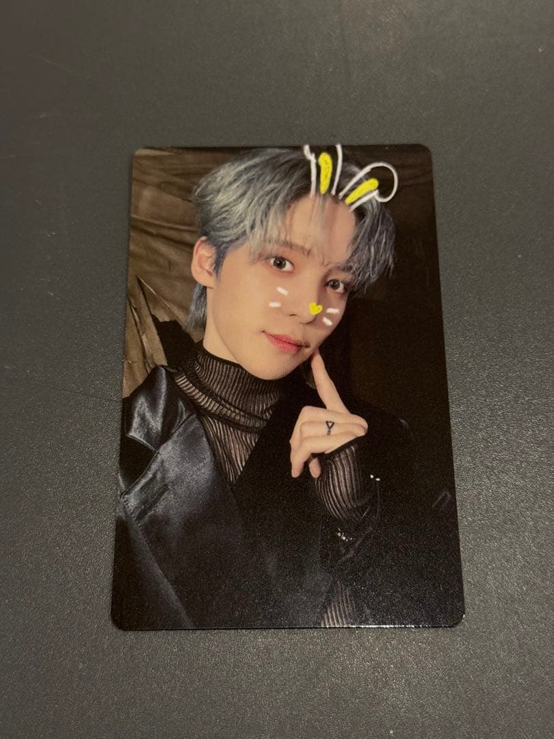 ATEEZ ユノ FCトレカ THE WORLD EP.FIN:WILL - メルカリ