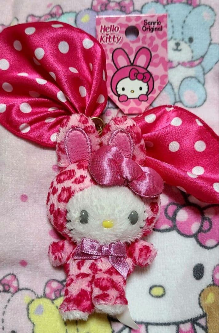 サンリオ レア キティ マスコット ピンクヒョウ柄 サンリオ ハローキティ ヒョウ柄 ピンク ボールチェーンマスコット