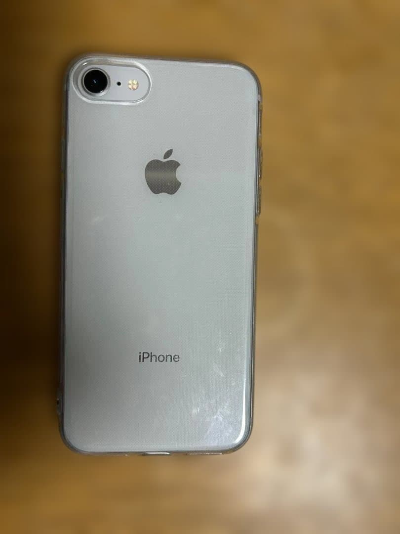 iPhone8 64GB 美品 バッテリー82% 動作良好 画面傷なし