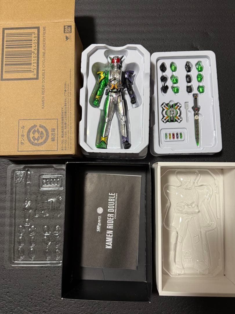 S.H.Figuarts 真骨彫　仮面ライダー 5点 ウィザード バース　W