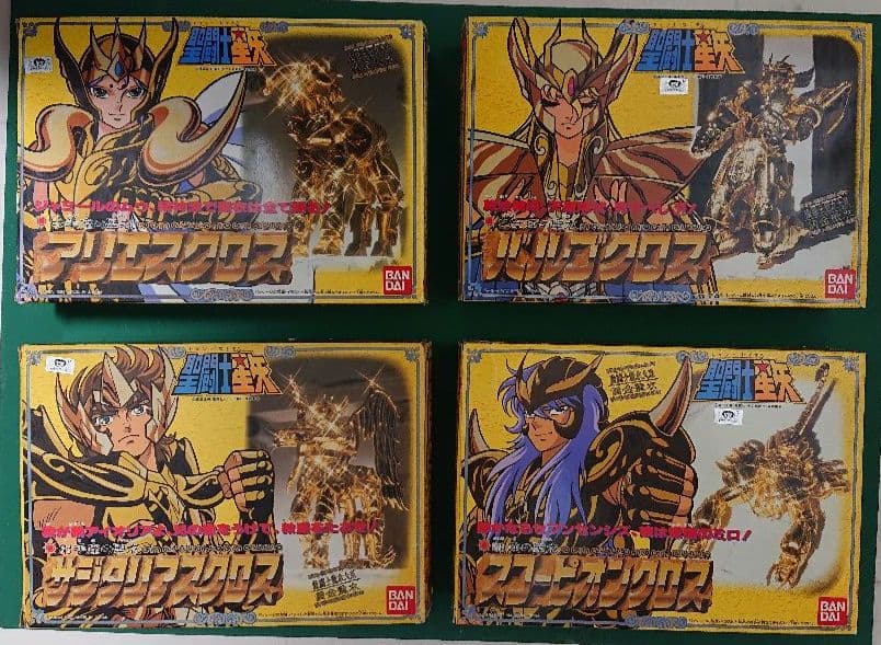 聖闘士聖衣大系 4体セット BANDAI JAPAN 1987 聖闘士星矢/セイントセイヤ 黄金 聖闘士 聖衣大系 | ミニカー