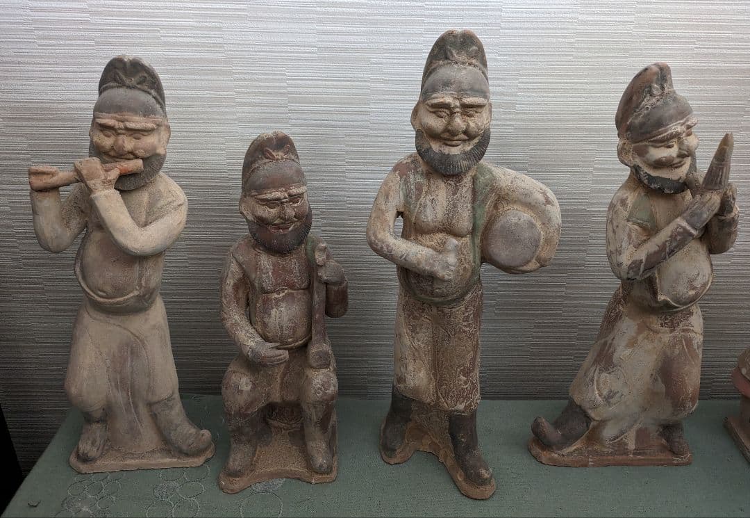 1/31までの出品　中国　俑　4体セット 中国/西安にある秦の始皇帝陵博物院が監修した兵馬俑NFTが日本に初上陸