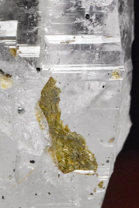 ガネーシュヒマール ラパ産 ヘマタイトインクルージョン グリッド