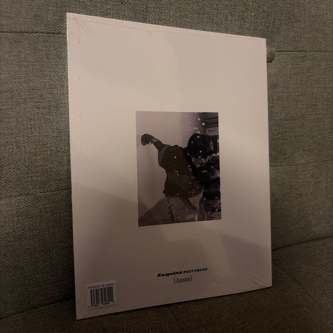 whibキムジュンミン フォトブックC マイニ - メルカリ