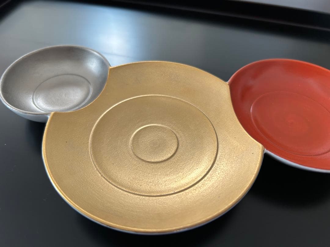 錦朱金プラチナ　玉つぎ三品盛　有田焼　お正月