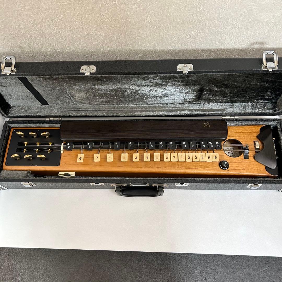 ✨全音✨ZEN-ON 高級大正琴 冴E 和楽器 - メルカリ