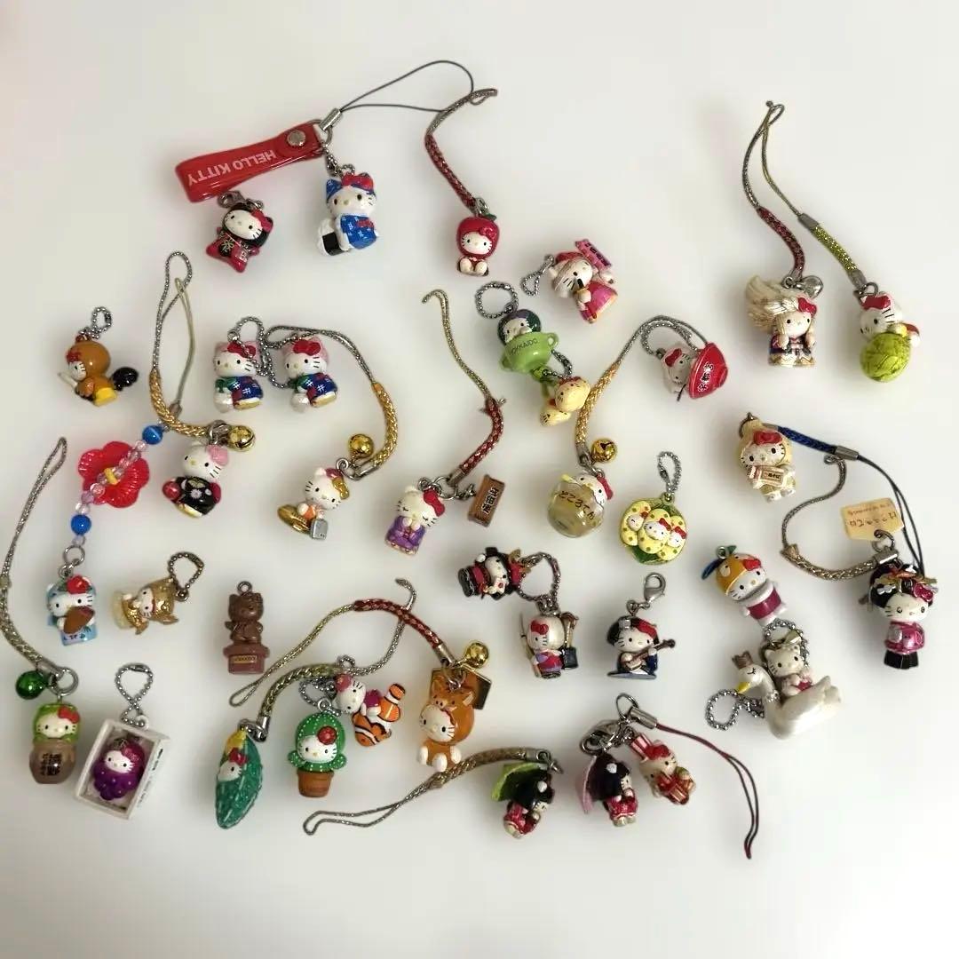 ハローキティ ご当地ストラップ まとめ 36個セット ご当地キティ ストラップ セット - メルカリ