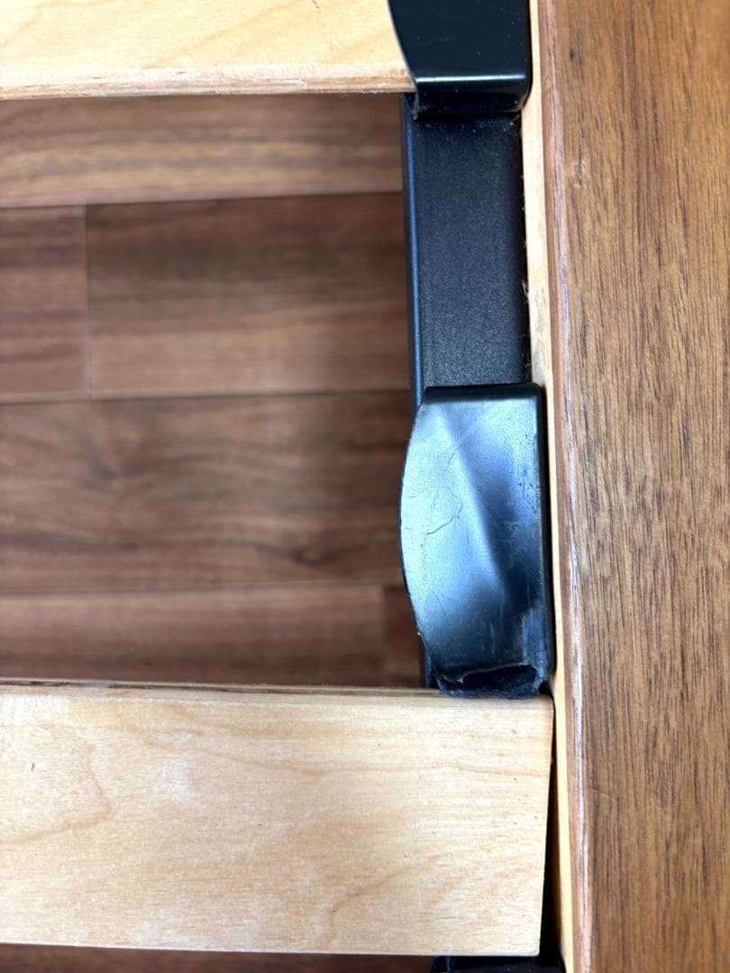 無印良品 木製シングルベッドフレーム (1本割れており特価販売) - メルカリ