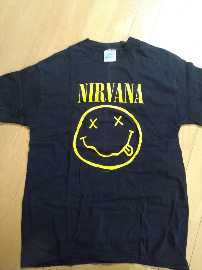 NIRVANA スミルースマイル Tシャツ 黒 NIRVANA ニルヴァーナ スマイル バンドTシャツ プリントTシャツ メンズ