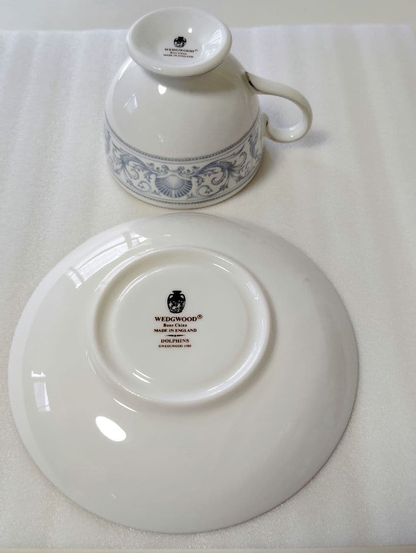 ウェッジウッド ドルフィンホワイト 希少 ティーポットとカップ
