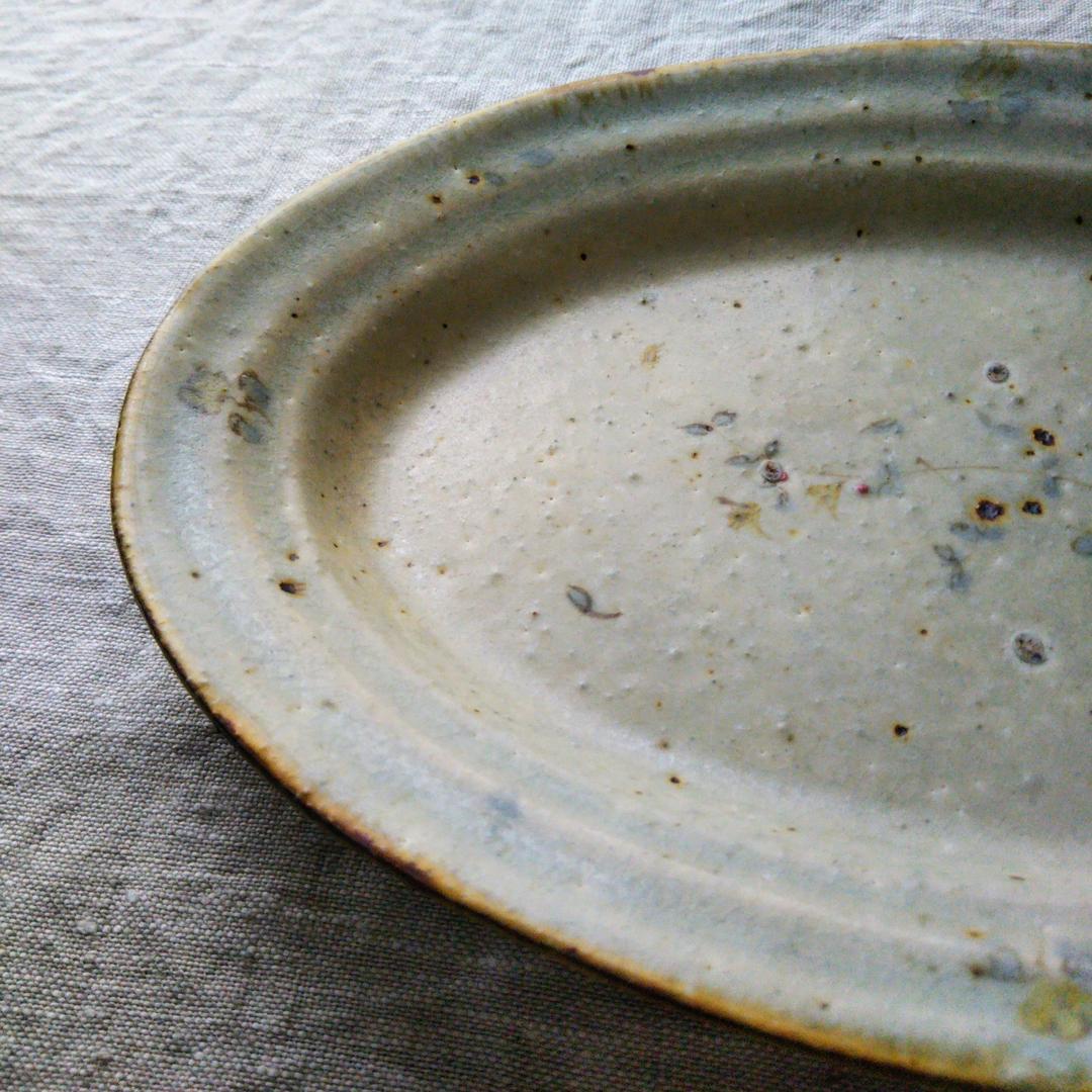 市野吉記さん(コウホ窯)小花オーバルリムプレート - メルカリ