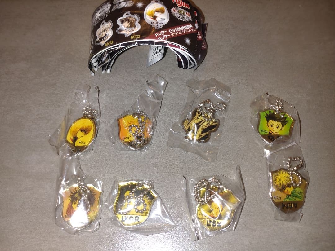 HUNTERXHUNTER　ビジュアル　メタル　8種セット HUNTER×HUNTER』コレクション缶バッジ ABILITIES