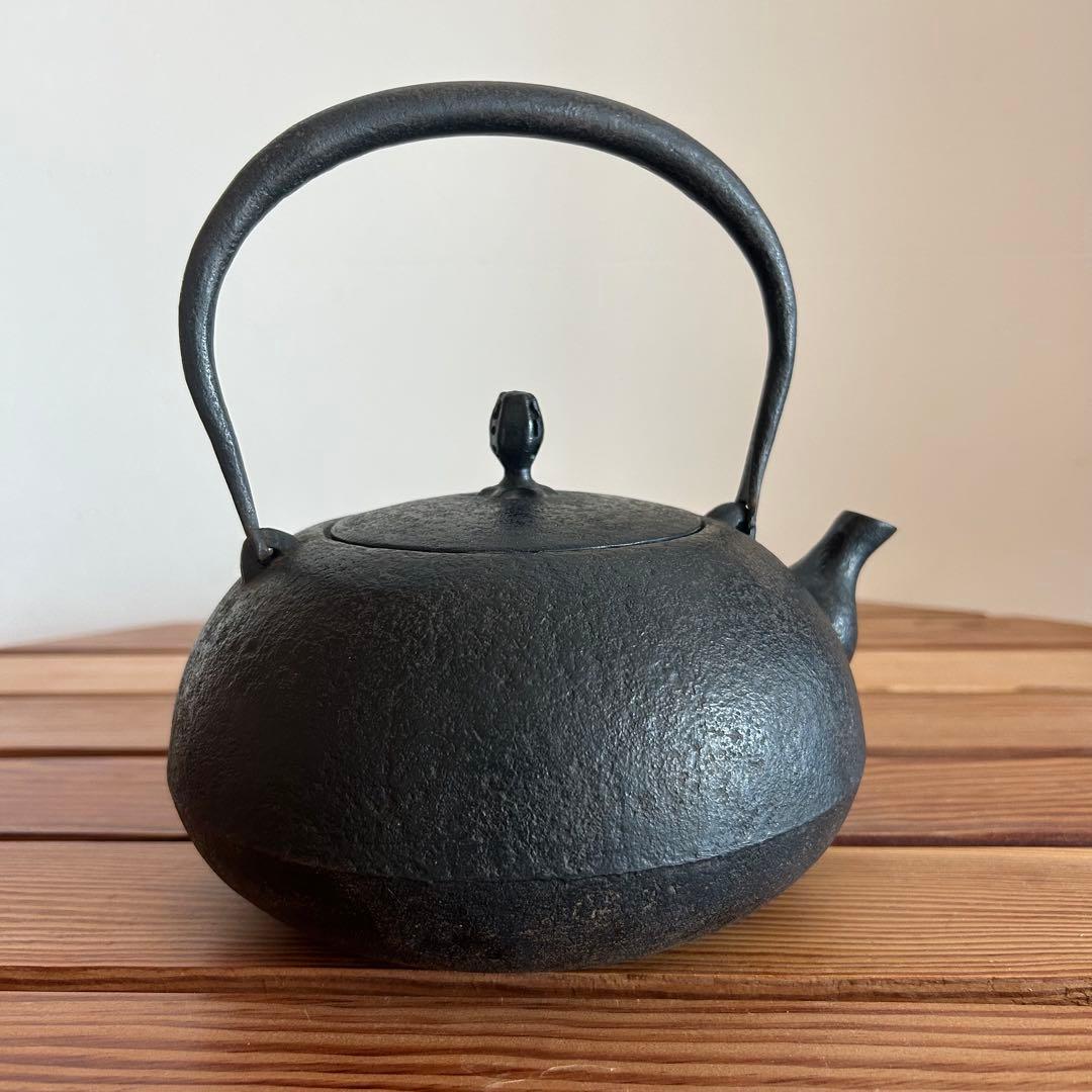 【名品・入手困難】南部鉄器 釜定 鉄瓶「新珠 肌」1.5L 刻印有 宮伸穂