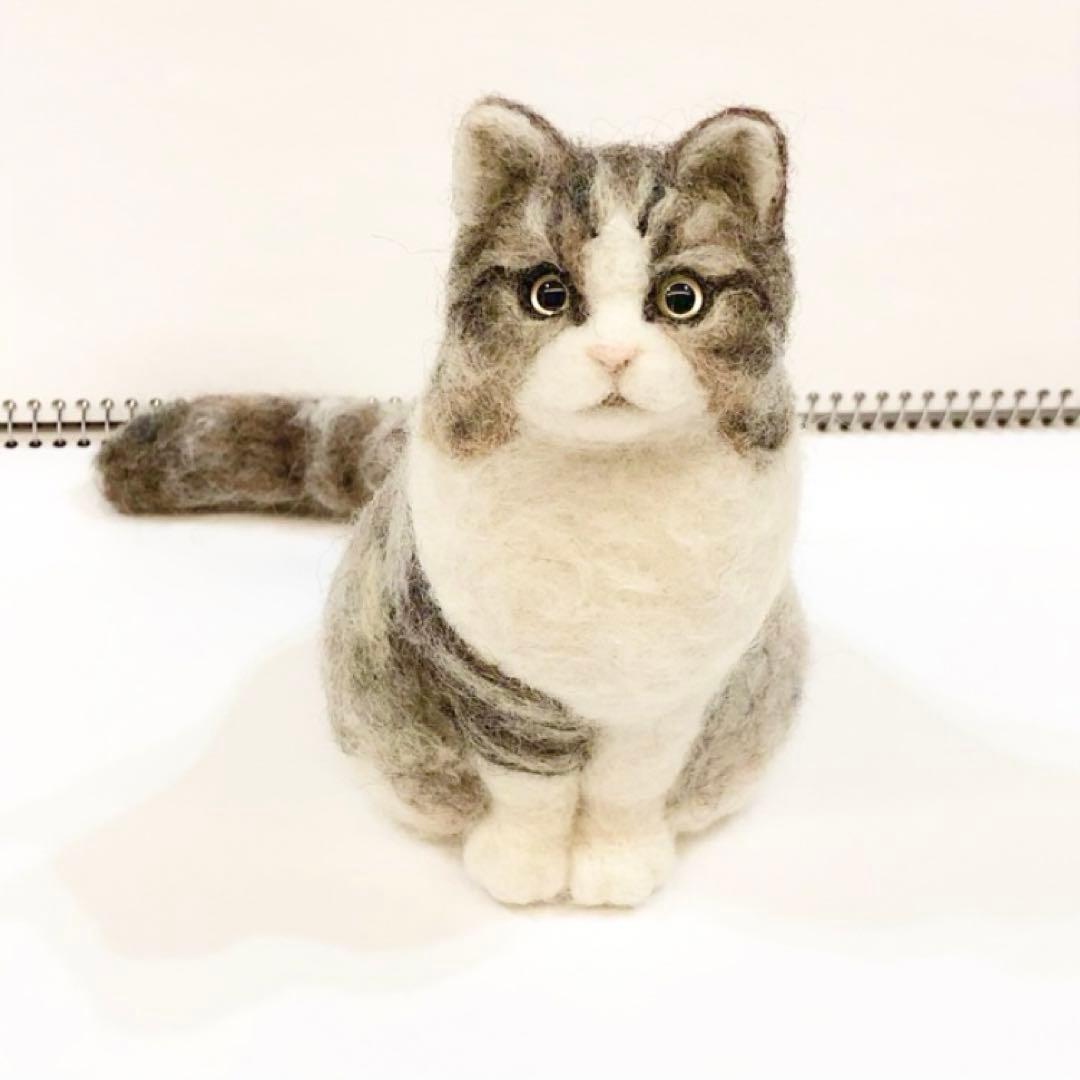 羊毛フェルト　猫マスコット　オーダーページ 看板ネコマスコット（オーダー）-作品番号79 | 作品集6 | 羊毛フェルト