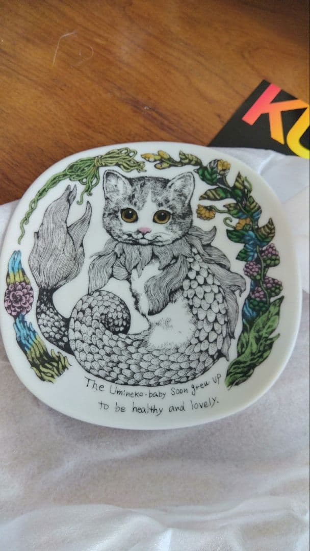 ヒグチユウコ GUSTAVE こねことうみねこ 九谷焼 絵皿 No.3 美品】 ヒグチユウコ こねことうみねこ 九谷焼 絵皿 鳥 (wa87-2504-70