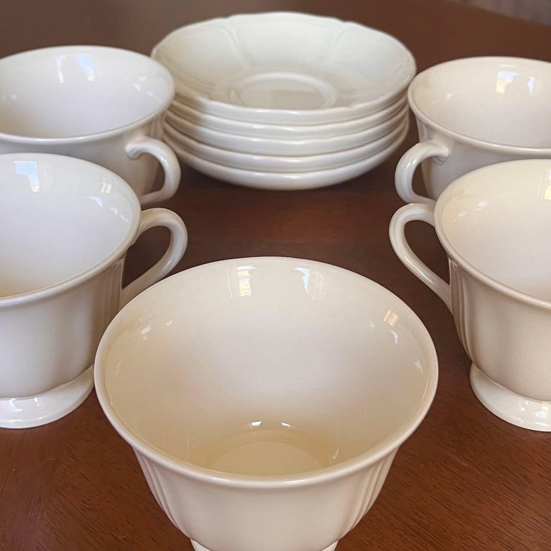 【黒壺美品】ウェッジウッド★クイーンズプレーン★花リムC/S 5客