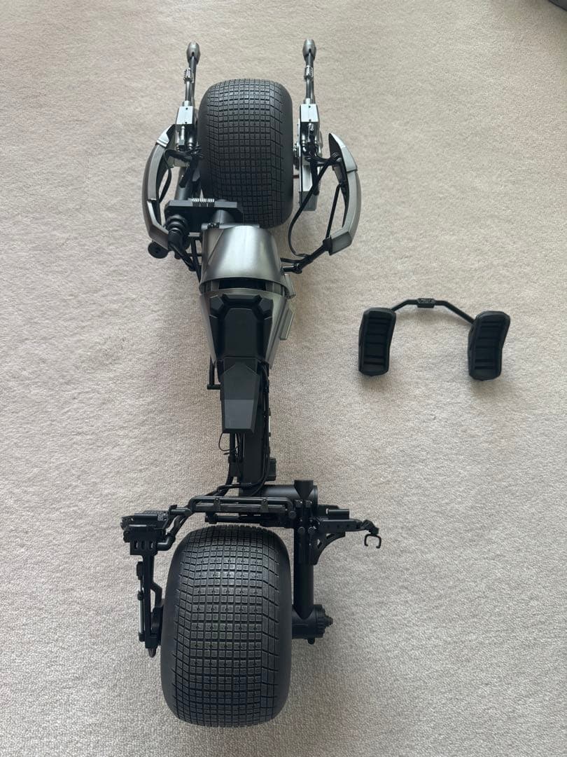 ダークナイト ライジング』 1／6スケールビークル バットポッド（2