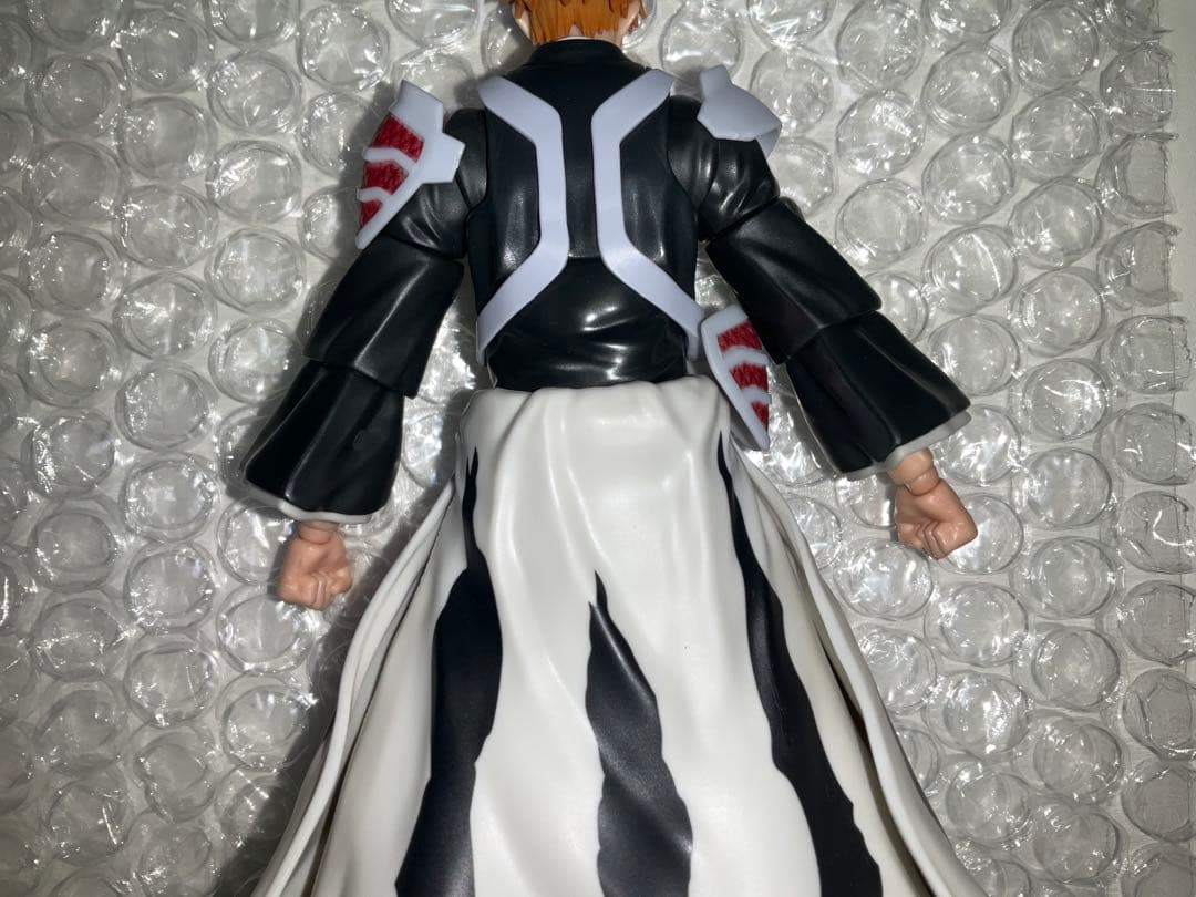 【中古品】S.H.Figuarts 黒崎一護 -二刀斬月-