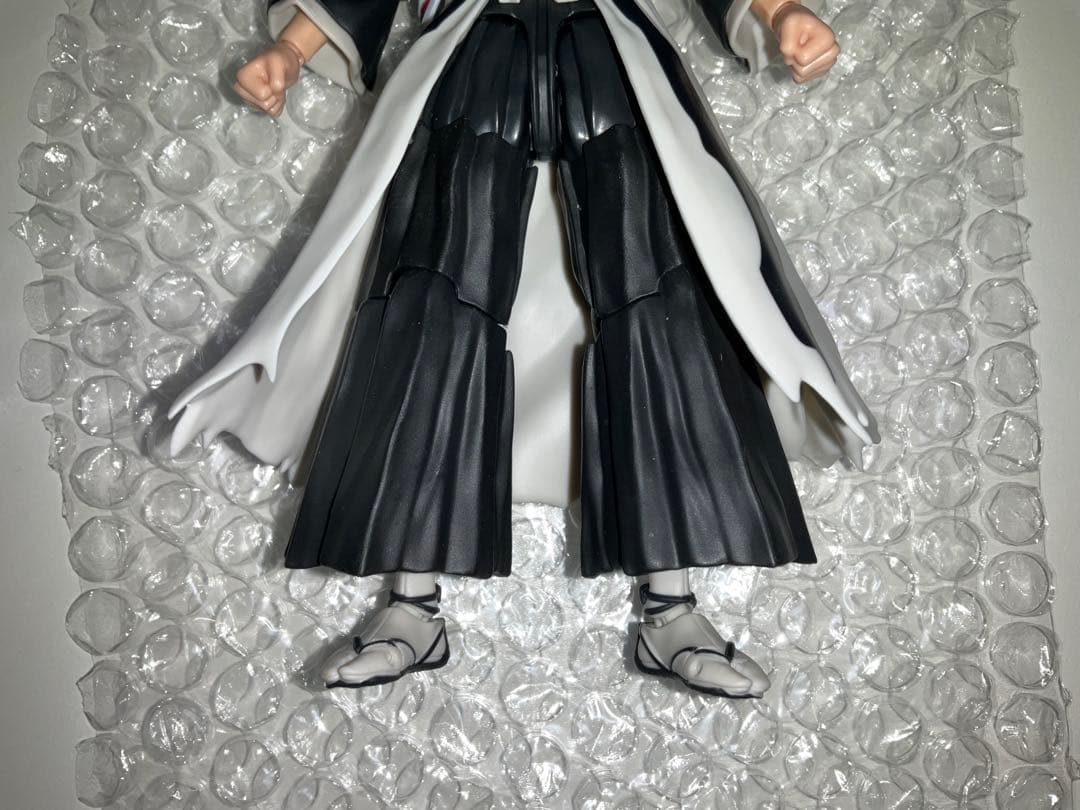 【中古品】S.H.Figuarts 黒崎一護 -二刀斬月-