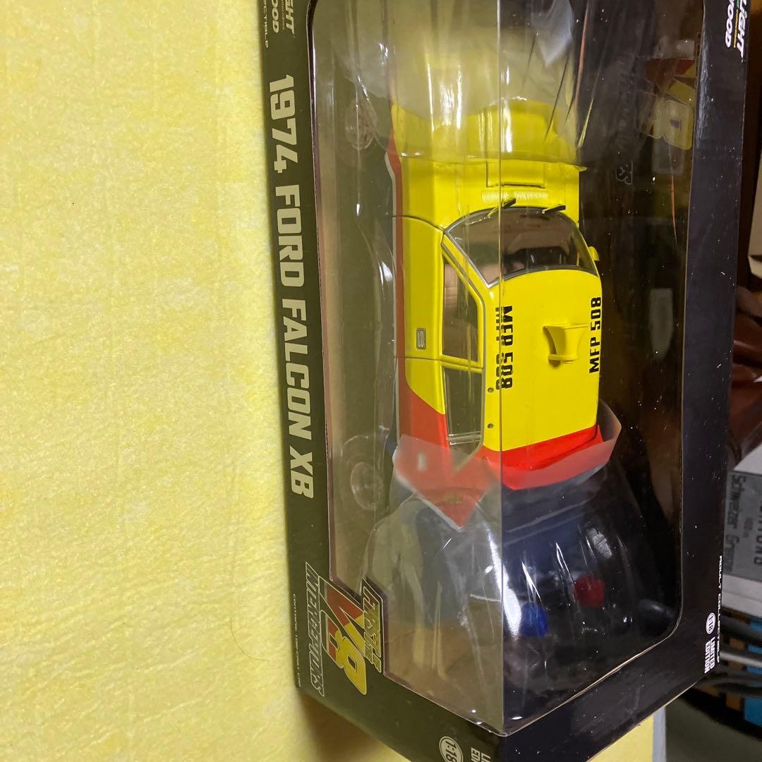 マッドマックス1974 Ford Falcon XB パトカー 1/18スケール - メルカリ