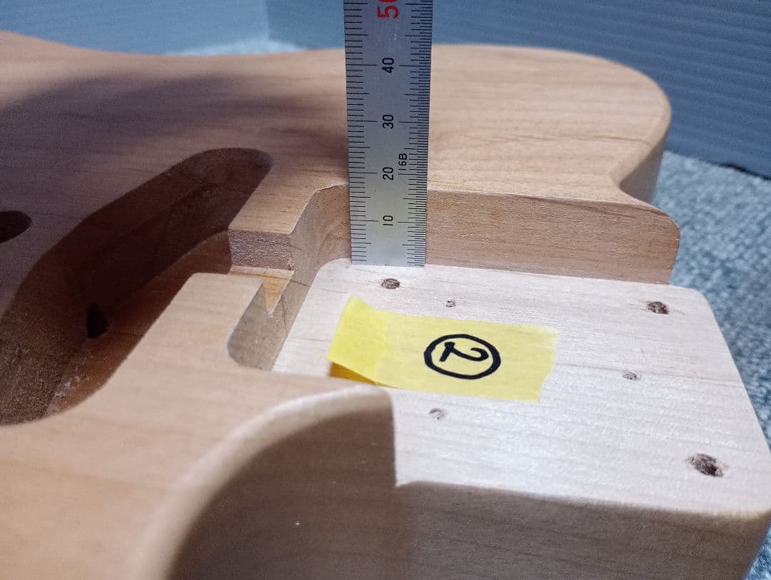 テレキャスボディ チェリーサンバースト フルラッカー塗装 2.07kg