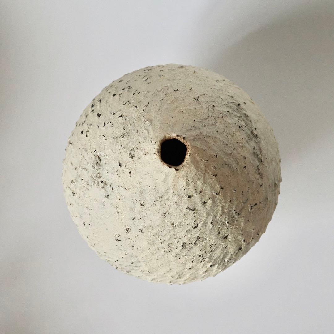 二階堂明弘 焼きしめ花器(手びねり) - メルカリ