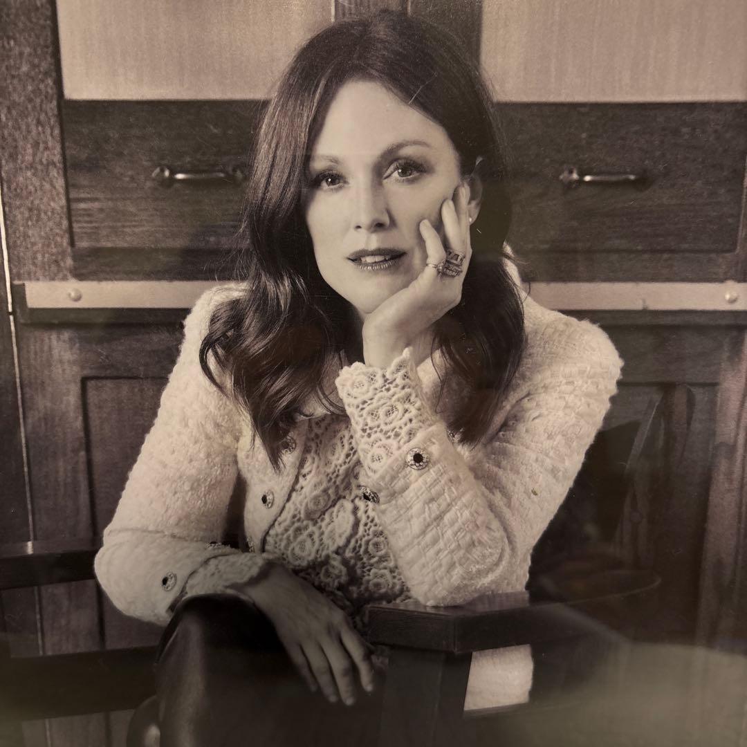 ポートレート ジュリアン・ムーア 望月ミチカ