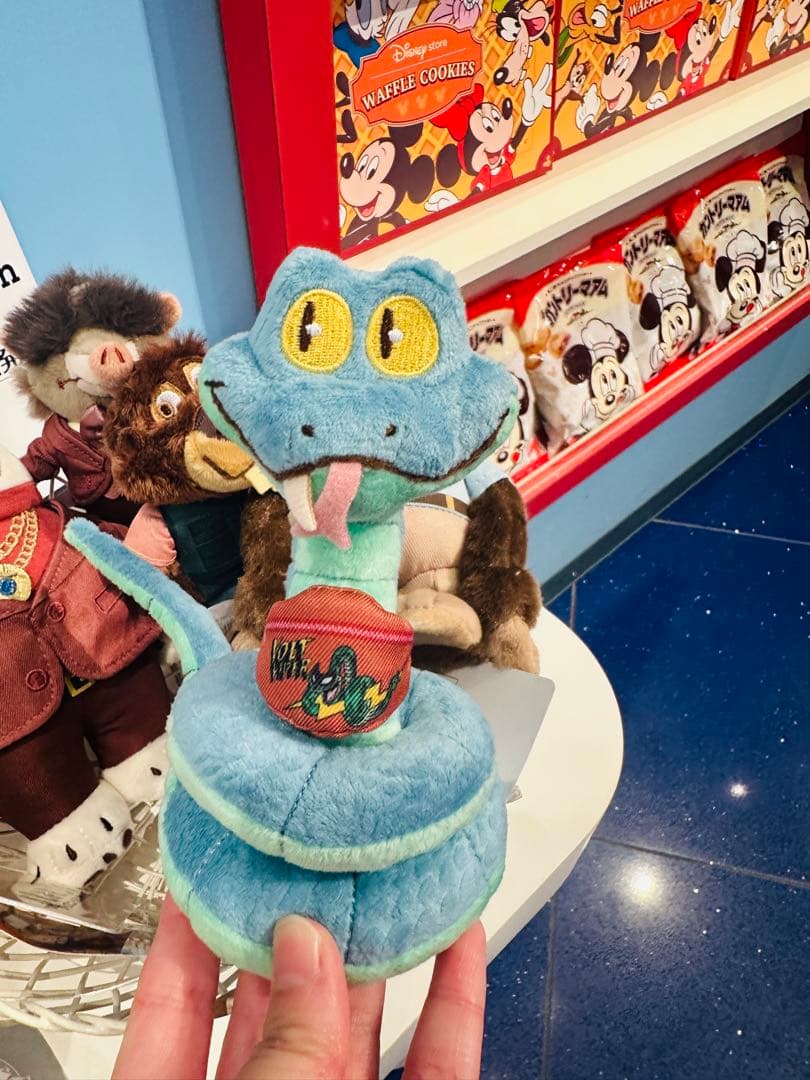 ゲイリー・ダ・スネーク ぬいぐるみ Disney stanDs ズートピア2 - メルカリ