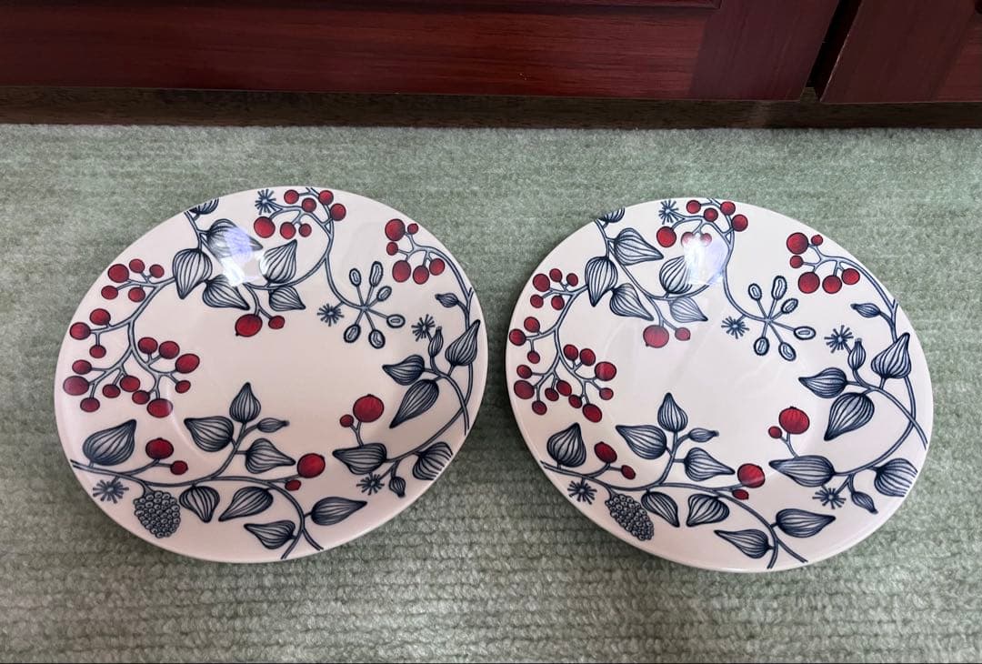 ルノ　フロストベリー　16.5cm　プレート　2枚