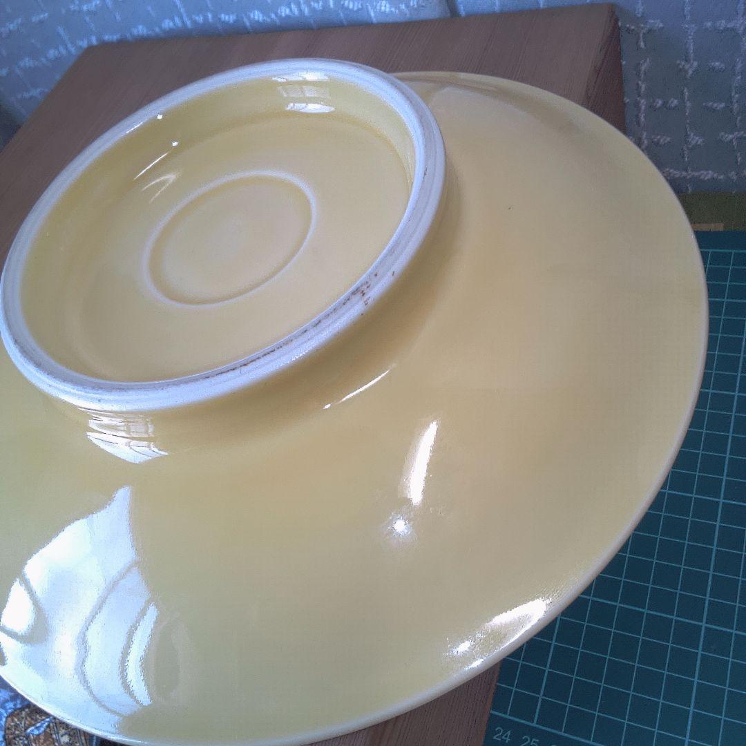 平安端祥 ？ 陶器製彫刻模様大皿 中古 平安端祥 ？ 陶器製彫刻模様