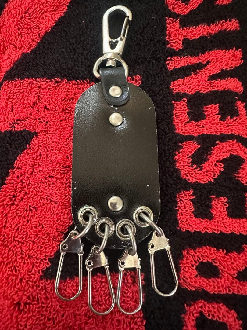 B'z LIVE-GYM Pleasure'92 TIMEキーホルダー2点セット - メルカリ