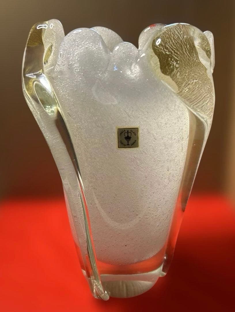 イワタガラス　フラワーベース　透明ガラス、白色、金色 吹きガラスの手法 セール中‼️イワタガラス フラワーベース 透明ガラス、白色、金色 吹き