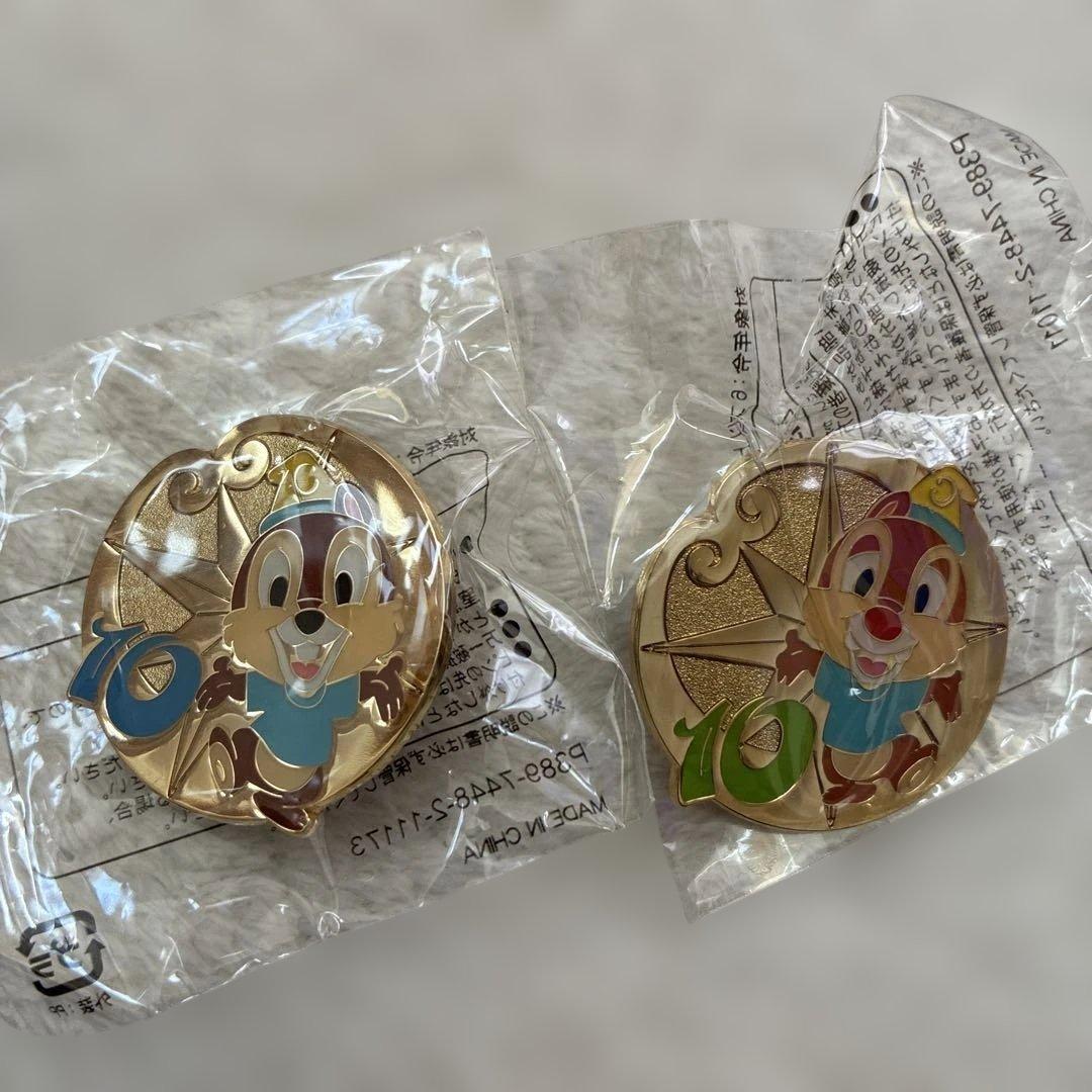 ディズニーピンバッジセット 12個 - メルカリ