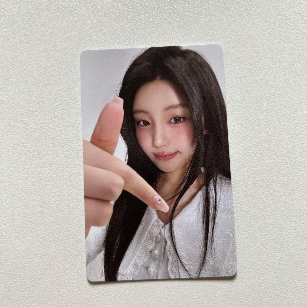 ILLITアイリット ウォンヒ WEVERSEAlbumsver. トレカ - メルカリ