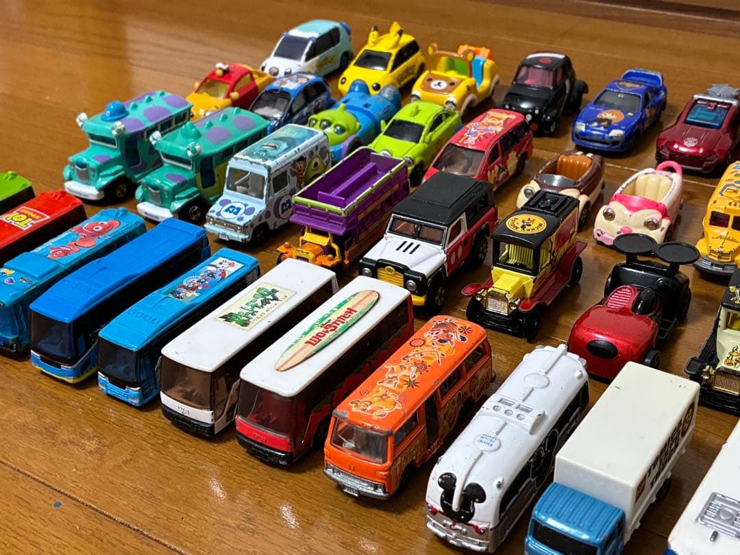 まとめ売り】ディズニートミカなど 計59台